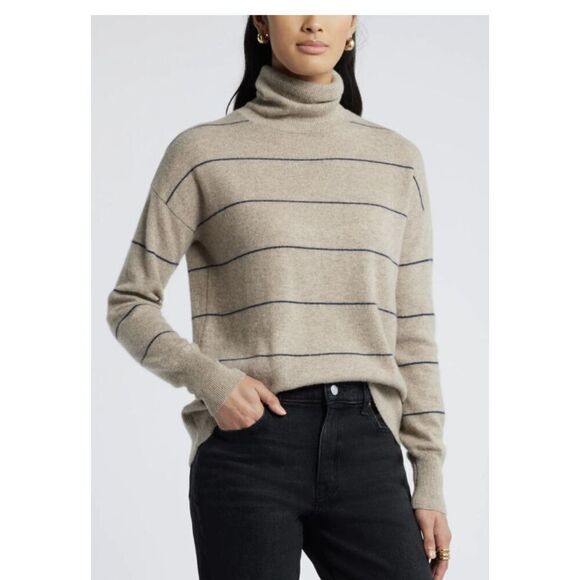 New Cashmere Turtleneck Sweater Nordstrom in Beige and Navy Spaced Stripe Large - Picture 1 of 5